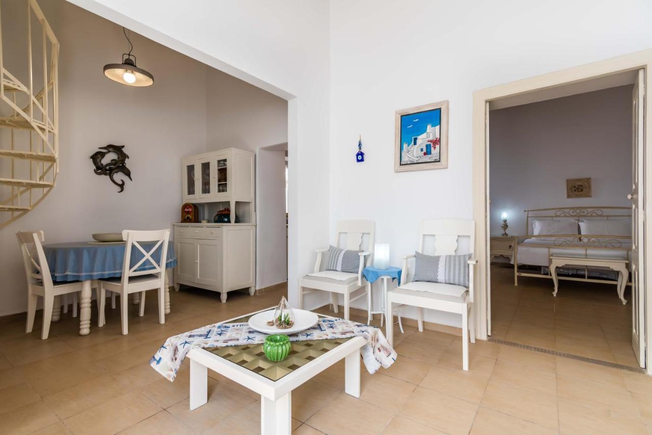 Casa Nostalgia Tatil Evi Adamantas (Milos)